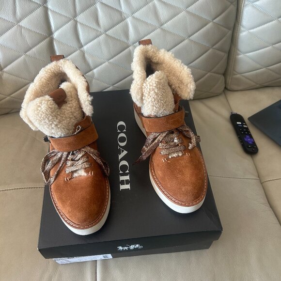 Coach Boots - Picture 1 of 4